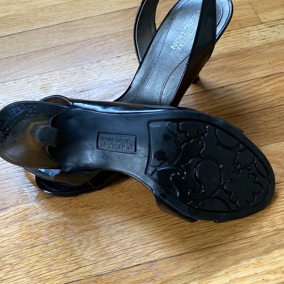 Kenneth Cole Reaction slingback heels. Size 7 - Picture 3 of 4